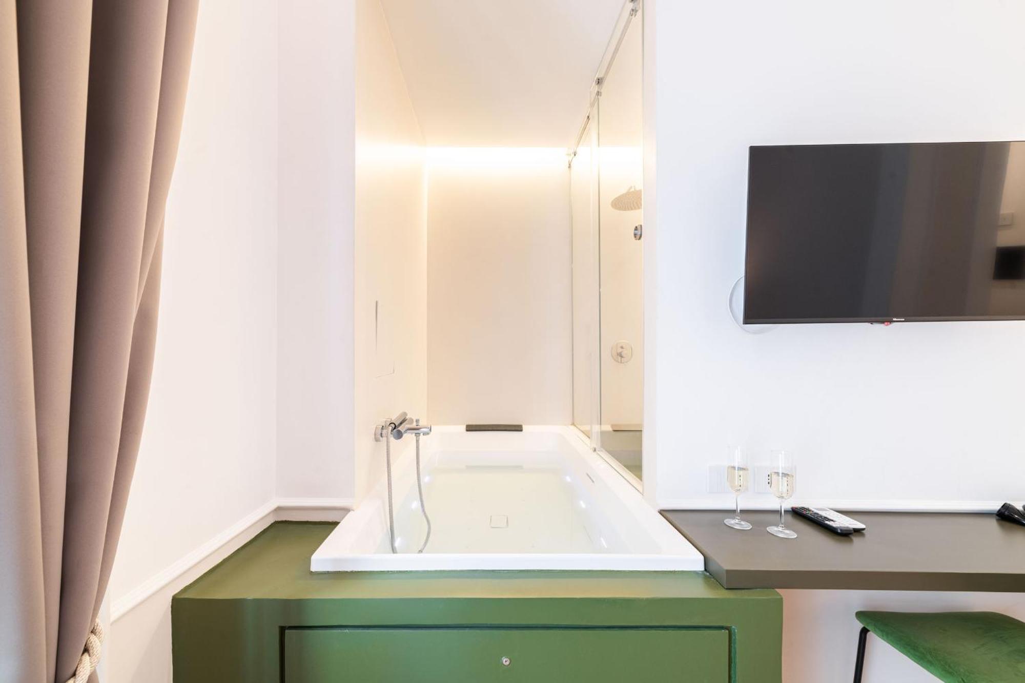 Cortese Suite Napoli Exterior foto