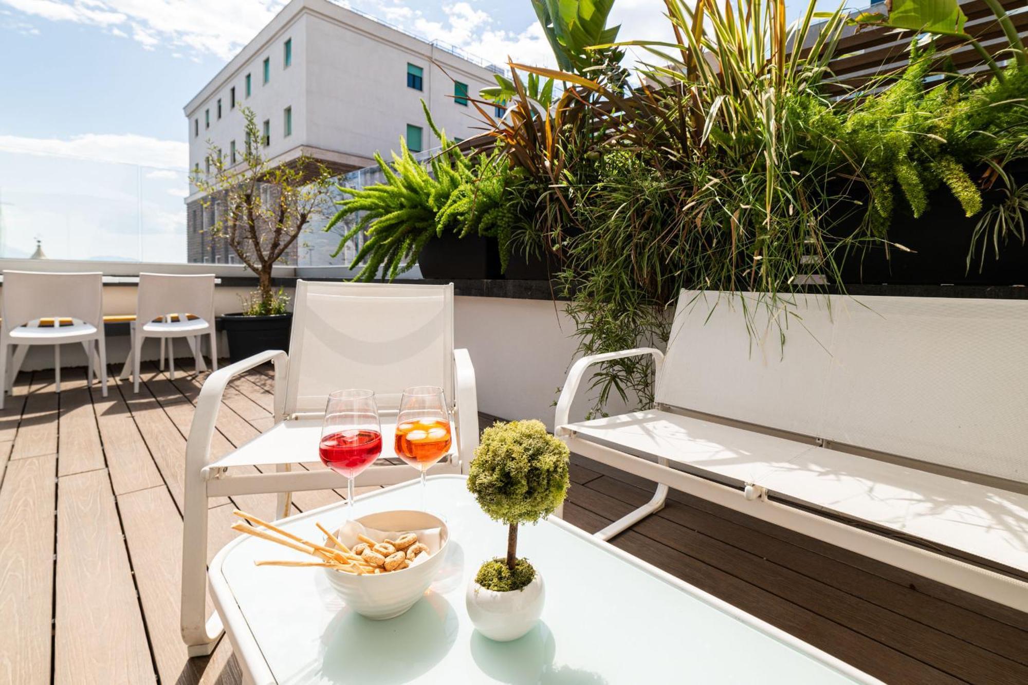 Cortese Suite Napoli Exterior foto